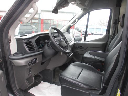 Used 2023 Ford Transit 250 148 High Roof Extended w/ Load Area Protection Package image 5