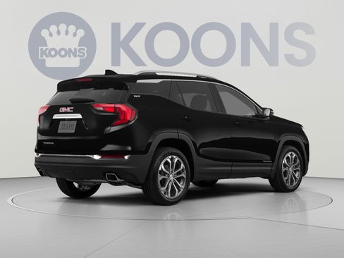 Used 2019 GMC Terrain SLT w/ Infotainment Package II AWD/4WD image 4
