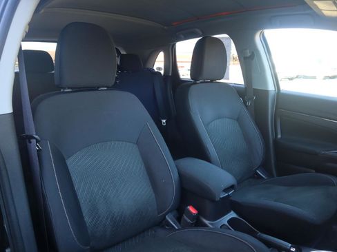 Used 2015 Mitsubishi Outlander Sport SE image 36