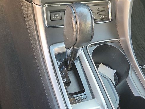 Used 2021 Subaru Ascent Limited w/ Technology Package image 15