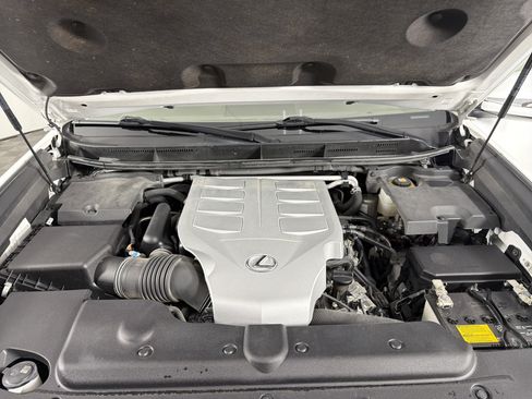 Used 2019 Lexus GX 460 Luxury w/ Sport Design Package AWD/4WD image 33