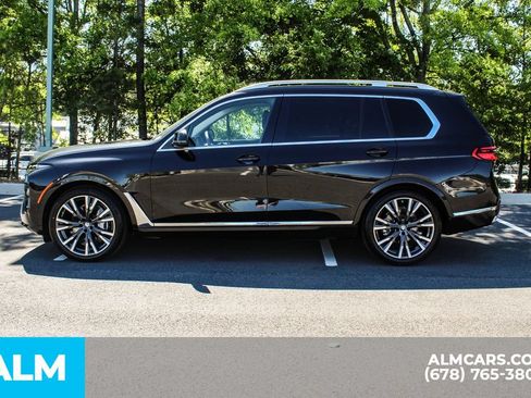 Used 2023 BMW X7 xDrive40i w/ Premium Package AWD/4WD image 7