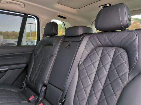 Used 2026 BMW X7 xDrive40i image 31