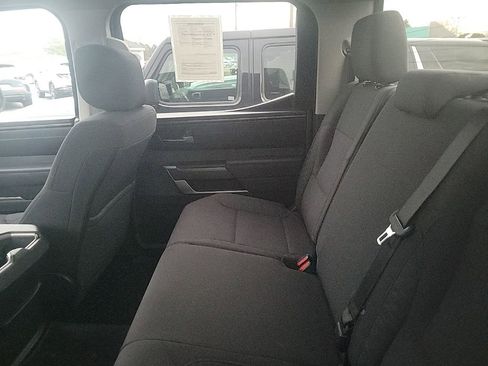 Used 2022 Toyota Tundra SR5 AWD/4WD image 23
