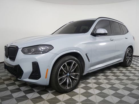 Certified 2024 BMW X3 xDrive30i w/ Premium Package image 36