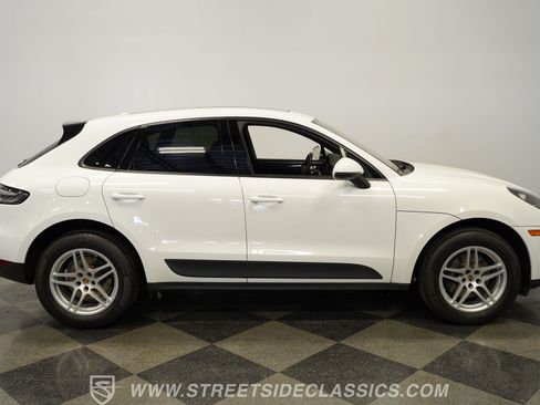 Used 2019 Porsche Macan AWD/4WD image 15