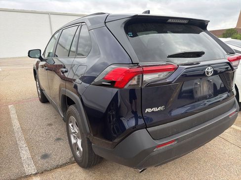 Used 2025 Toyota RAV4 XLE image 8