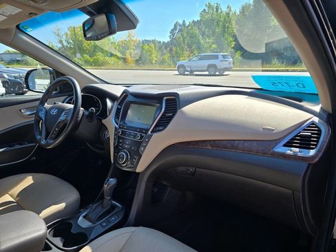 Used 2019 Hyundai Santa Fe XL image 37