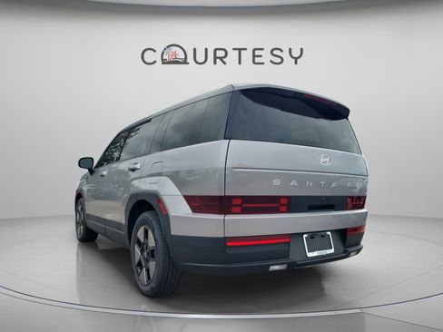 New 2026 Hyundai Santa Fe SE image 2