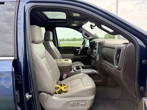 Used 2021 Chevrolet Silverado 1500 LTZ w/ LTZ Premium Package AWD/4WD image 11