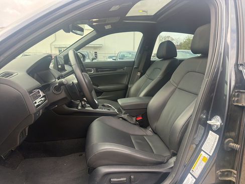 Used 2025 Honda Civic Sport image 6