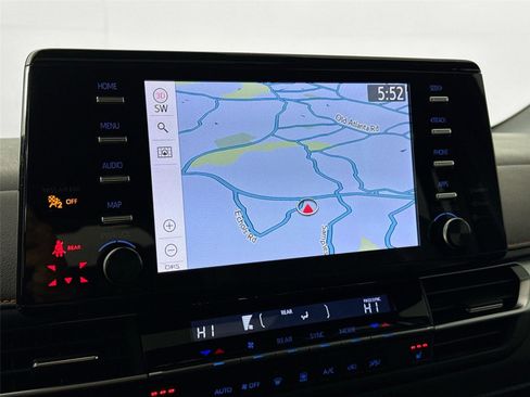 Certified 2022 Toyota Sienna XSE image 7