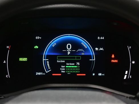 Used 2025 Toyota Camry LE FWD image 22