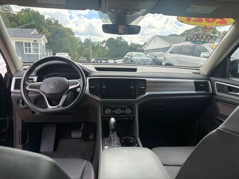 Used 2021 Volkswagen Atlas SEL AWD/4WD image 18