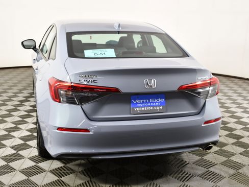 Used 2024 Honda Civic Sport image 7