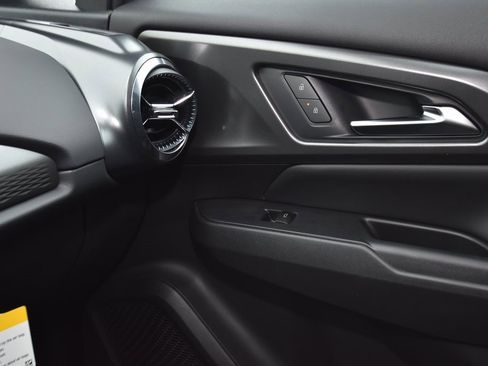 New 2026 Chevrolet Equinox EV LT image 17