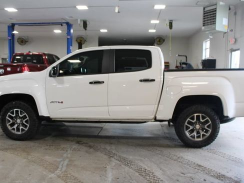 Used 2022 GMC Canyon AT4 w/ Trailering Package AWD/4WD image 7