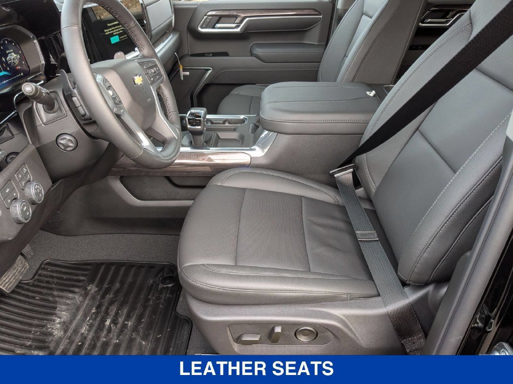 New 2026 Chevrolet Silverado 1500 LTZ w/ LTZ Premium Package AWD/4WD image 14