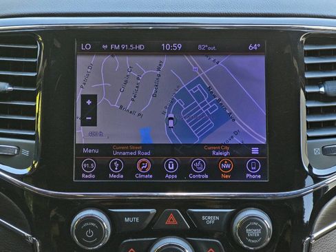 Used 2019 Jeep Grand Cherokee Overland RWD image 23