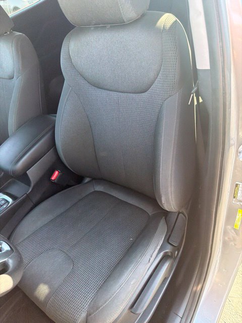 Used 2019 Hyundai Santa Fe SE AWD/4WD image 11