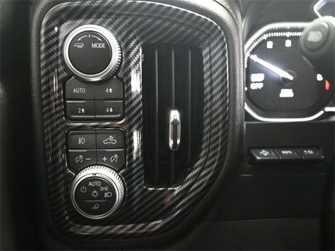 Used 2020 GMC Sierra 1500 AT4 w/ AT4 Premium Package image 15