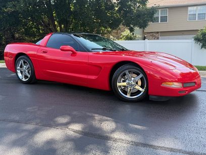 Used 1998 Chevrolet Corvette Coupe w/ Memory Pkg