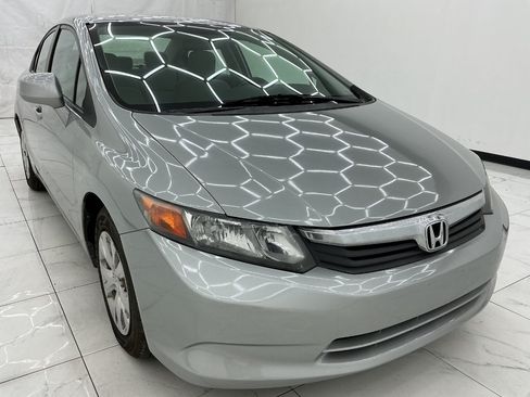 Used 2012 Honda Civic LX image 3