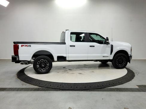 Used 2024 Ford F250 XL w/ FX4 Off-Road Package AWD/4WD image 9