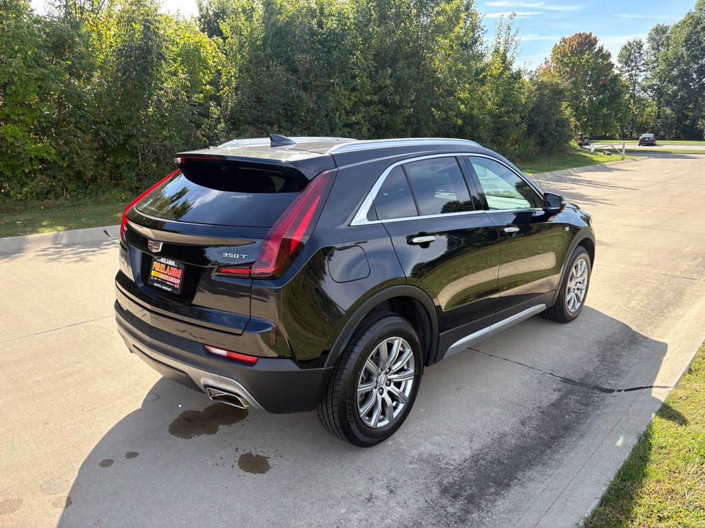 Used 2023 Cadillac XT4 Premium Luxury AWD/4WD image 9