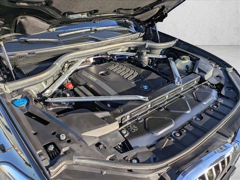 Used 2022 BMW X5 sDrive40i w/ Parking Assistance Package image 24