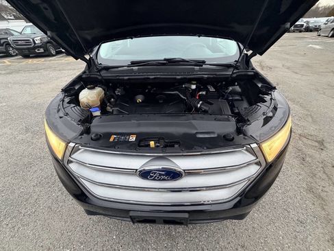 Used 2018 Ford Edge SE image 9