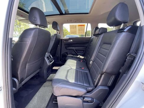 Used 2018 Volkswagen Atlas SEL Premium AWD/4WD image 16