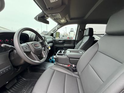 New 2026 GMC Sierra 2500 Pro w/ Convenience Package