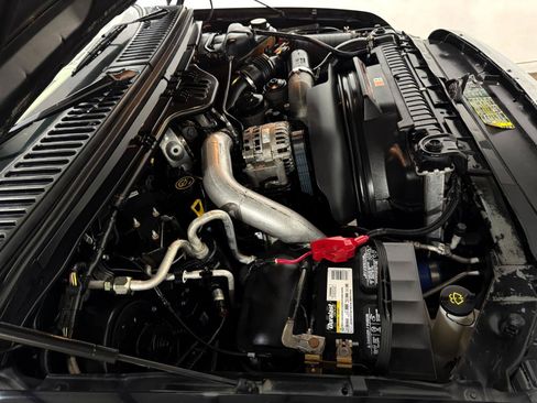 Used 2005 Ford F350 Lariat RWD image 39