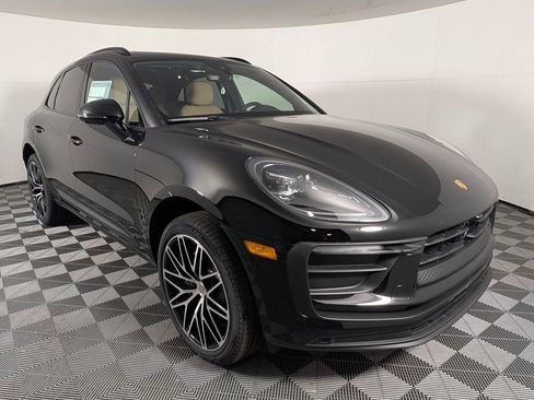 New 2026 Porsche Macan AWD/4WD image 9