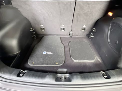 Used 2022 Jeep Compass Latitude w/ Sun and Sound Group image 24