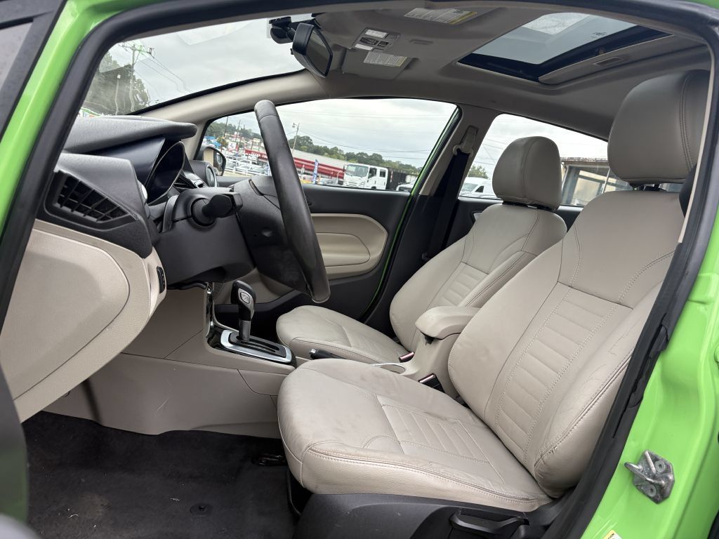 Used 2014 Ford Fiesta Titanium FWD image 10