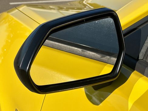 Used 2018 Chevrolet Camaro SS image 15