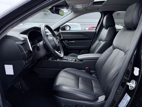 Used 2025 MAZDA CX-50 AWD 2.5 S w/ Premium Plus Pkg image 19