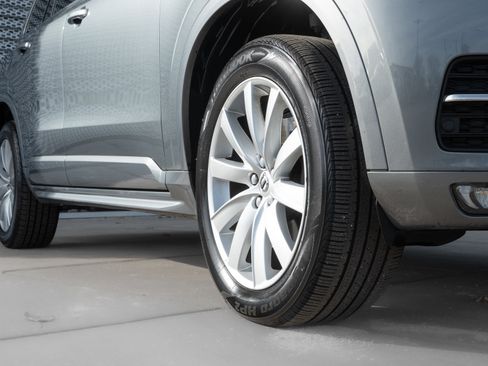 Used 2019 Volvo XC90 T6 Momentum image 34