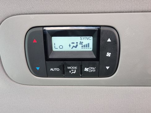 Certified 2021 Honda Odyssey Touring image 24