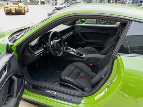 Used 2022 Porsche 911 GT3 image 10