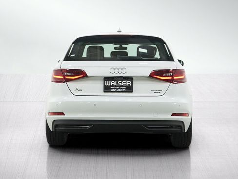 Used 2016 Audi A3 e-tron Premium w/ Audi MMI Navigation Plus FWD image 4