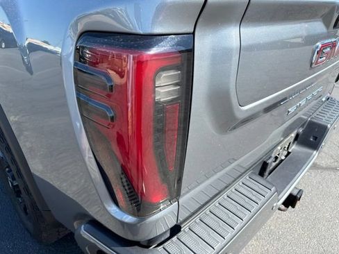Used 2024 GMC Sierra 3500 AT4 w/ AT4 Premium Plus Package AWD/4WD image 27