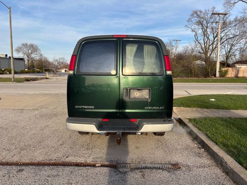 Used 2002 Chevrolet Express 2500 w/ Convenience Pkg 1 image 16