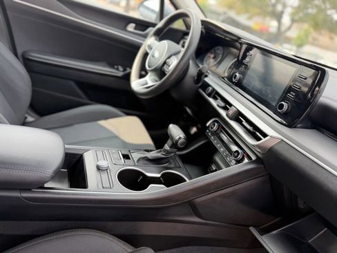 Used 2021 Kia K5 LXS image 13