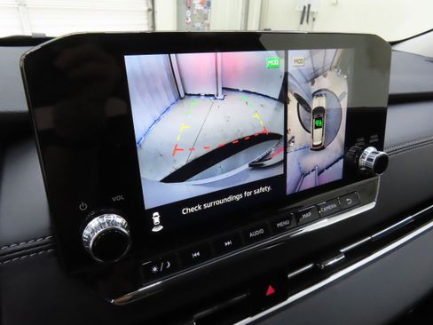 New 2025 Mitsubishi Outlander SE image 16