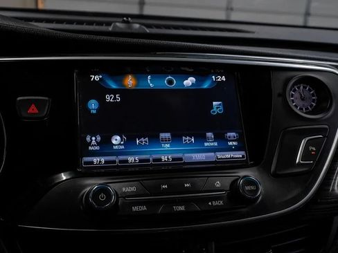 Used 2017 Buick Envision Essence FWD image 33