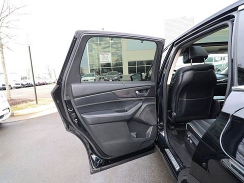 Used 2022 Acura MDX SH-AWD w/ Advance Package image 44