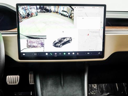 Used 2021 Tesla Model S Plaid image 21